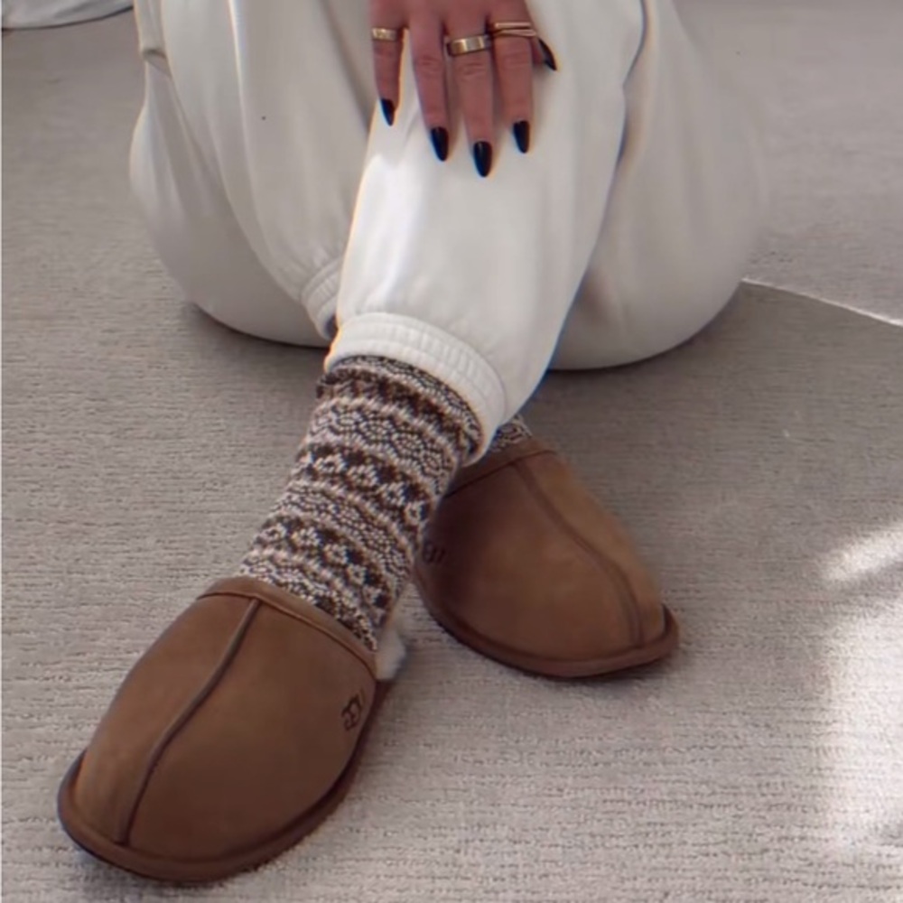 UGG Scuff Slipper Chestnut